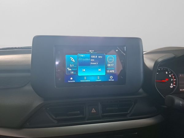 2026-Suzuki-Swift-12-GL image:4