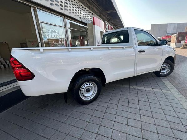 2026-Toyota-Hilux-24-GD-Single-Cab image:4