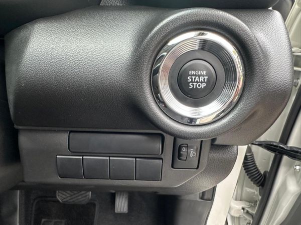 2026-Toyota-Urban-Cruiser-15-XR-Auto image:18