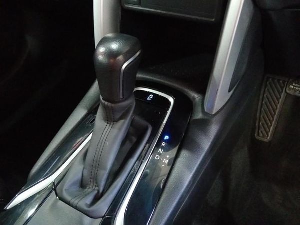 2025-Toyota-Corolla-Cross-18-XS image:15