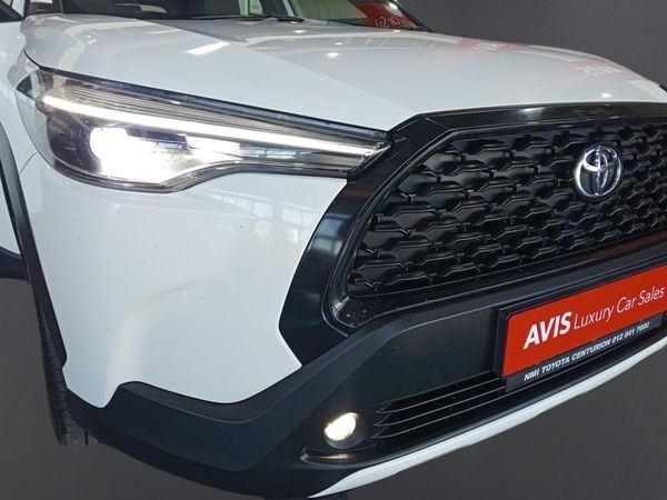 2025-Toyota-Corolla-Cross-18-XS image:16