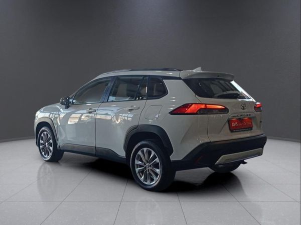 2025-Toyota-Corolla-Cross-18-XS image:4