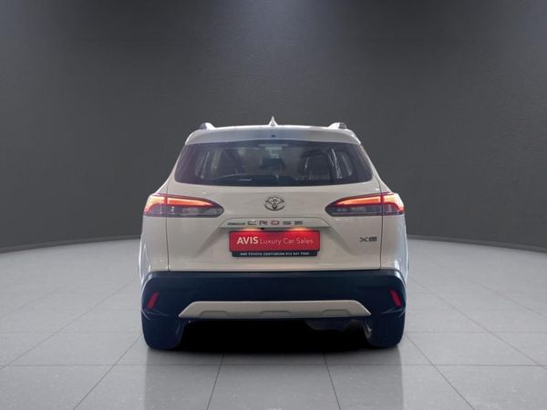 2025-Toyota-Corolla-Cross-18-XS image:5