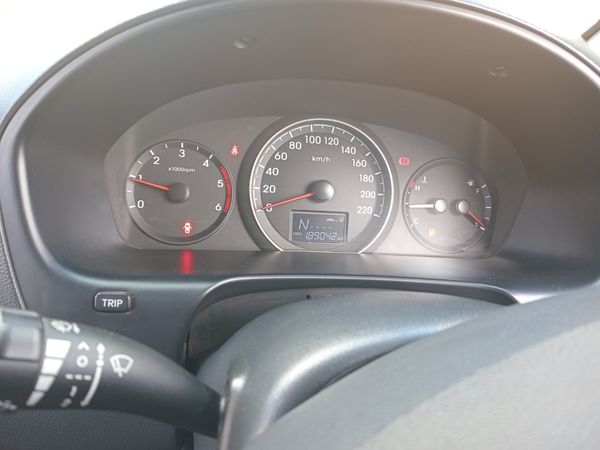 2016-Hyundai-H-1-25-CRDi-Elite-Auto image:9