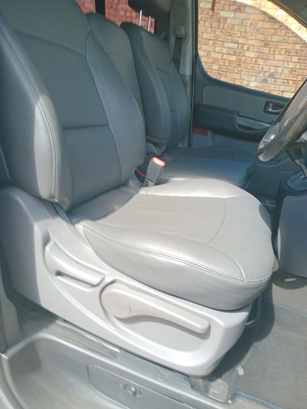 2016-Hyundai-H-1-25-CRDi-Elite-Auto image:4