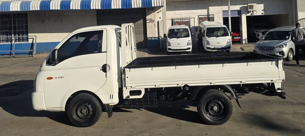 2013-Hyundai-H100-Bakkie-26D image:4
