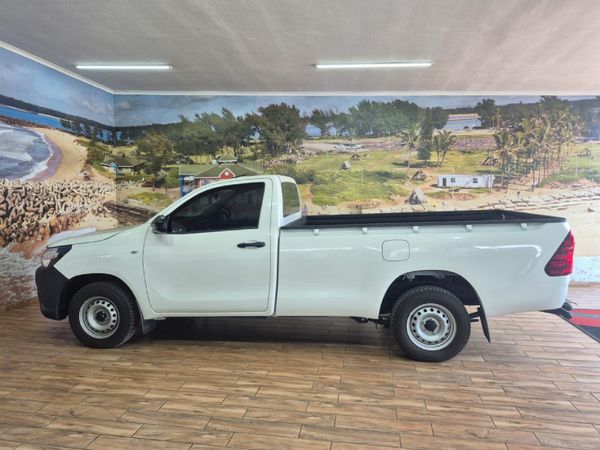 2023-Toyota-Hilux-24-GD-Single-Cab image:5