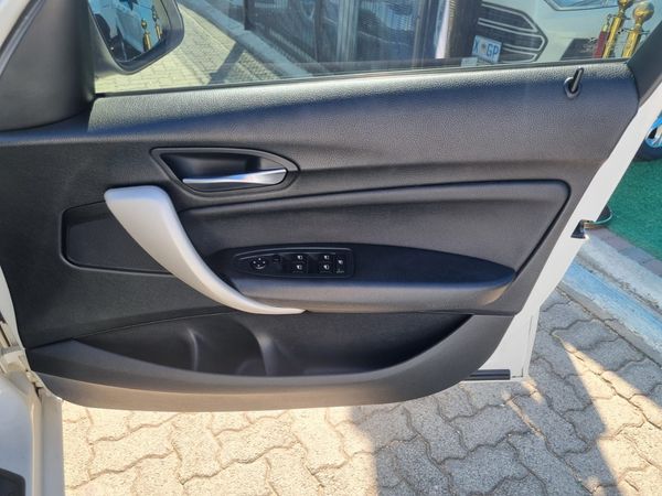 2017-BMW-1-Series-118i-5-dr-M-Sport-Auto image:7