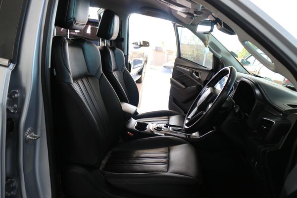 2023-Isuzu-Mu-x-30D-Onyx-4x4-Auto image:13