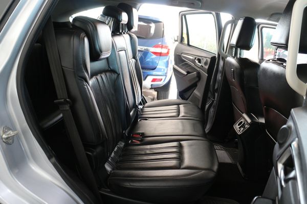 2023-Isuzu-Mu-x-30D-Onyx-4x4-Auto image:14