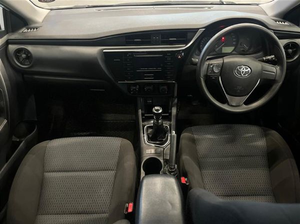 2021-Toyota-Corolla-Quest-18-Plus image:9