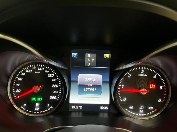 2018-Mercedes-Benz-C-Class-C-220-Bluetec-AMG-Line-Auto image:10