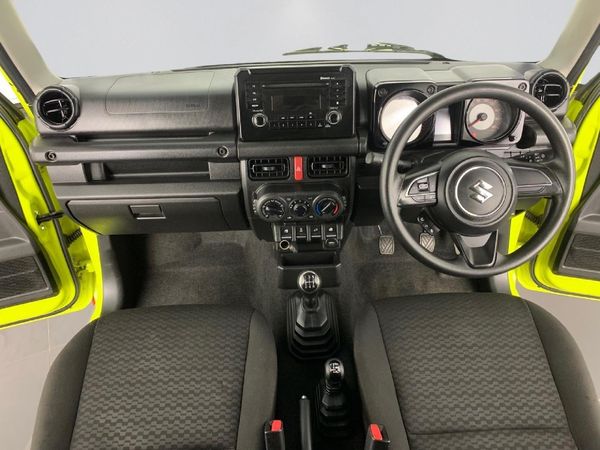 2022-Suzuki-Jimny-15-GL image:11