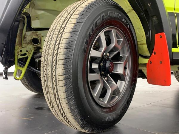 2022-Suzuki-Jimny-15-GL image:6