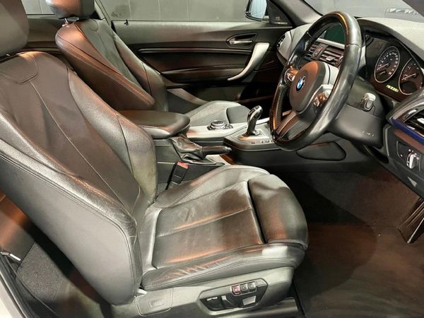 2014-BMW-2-Series-M235i-Coupe-Auto image:5