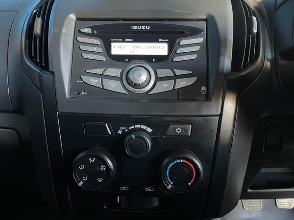 2023-Isuzu-D-Max-250-HO-Fleetside-Safety-Single-Cab image:5