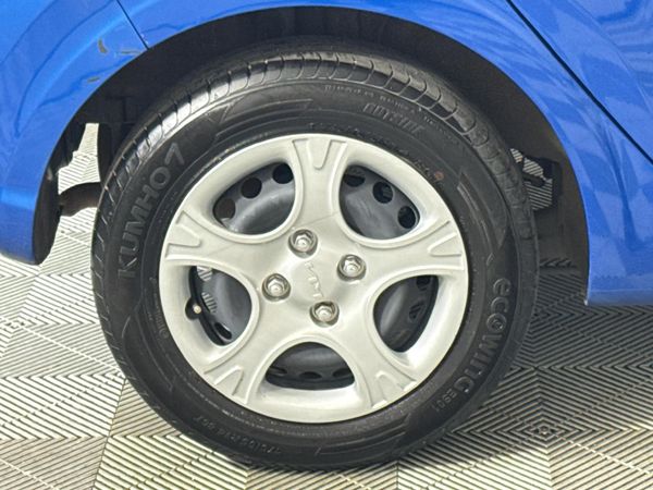 2024-Kia-Picanto-10-LX-Manual image:6