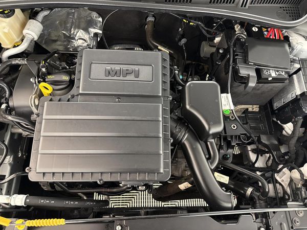 2024-Volkswagen-Polo-Classic-16-Life-Tiptronic image:9