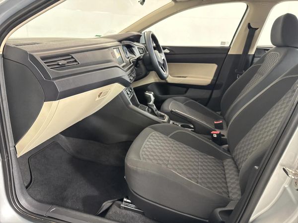 2024-Volkswagen-Polo-Classic-16-Life-Tiptronic image:6
