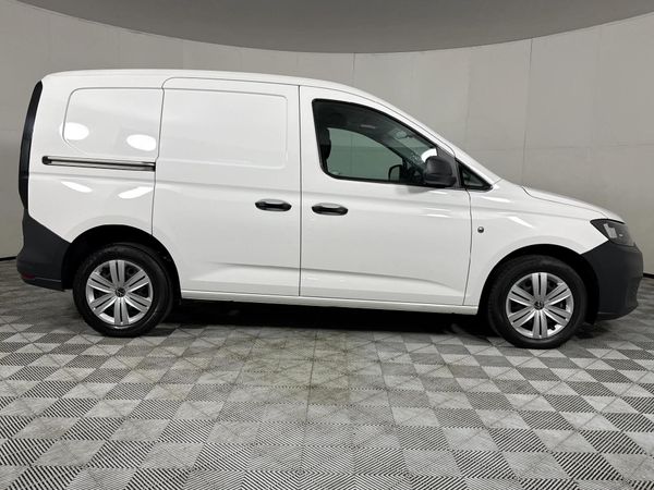 2023-Volkswagen-Caddy-Cargo-20-TDI-81kw-Panel-Van image:15