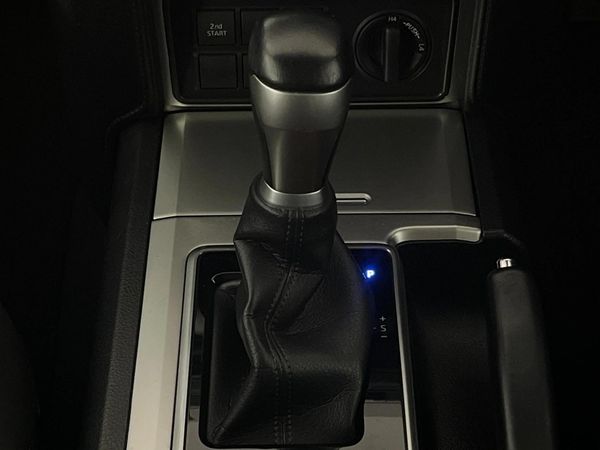 2021-Toyota-Land-Cruiser-Prado-28-GD-TX-Auto image:10