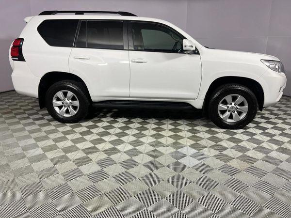 2021-Toyota-Land-Cruiser-Prado-28-GD-TX-Auto image:16