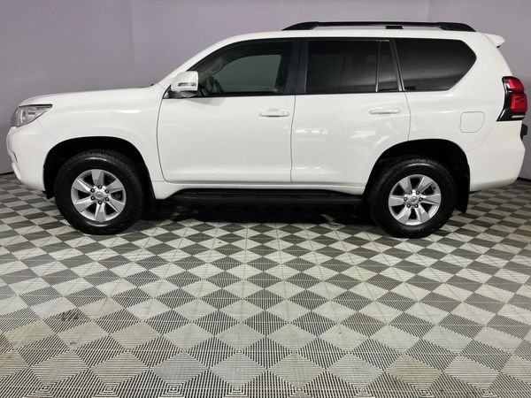 2021-Toyota-Land-Cruiser-Prado-28-GD-TX-Auto image:18