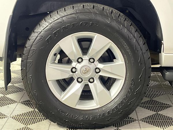 2021-Toyota-Land-Cruiser-Prado-28-GD-TX-Auto image:7