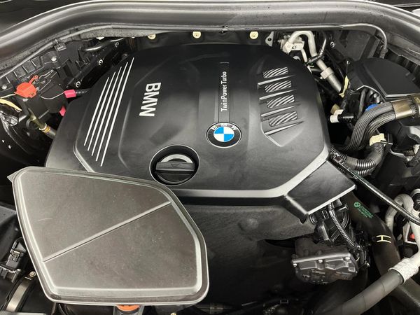 2021-BMW-X3-xDrive20d-M-Sport image:13