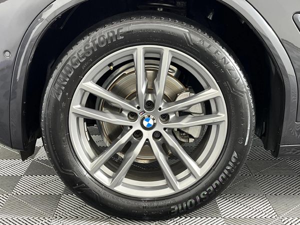 2021-BMW-X3-xDrive20d-M-Sport image:4