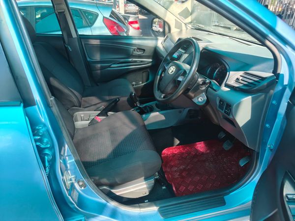 2015-Toyota-Avanza-15-SX image:7