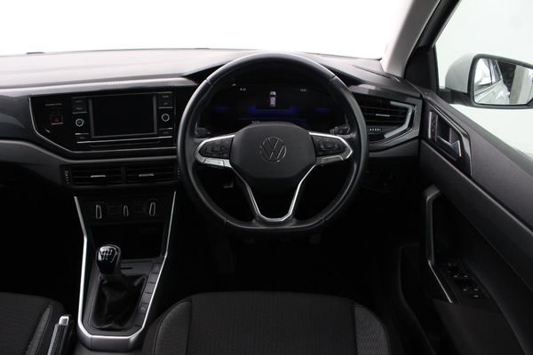 2023-Volkswagen-Polo-10-TSI-Life image:5
