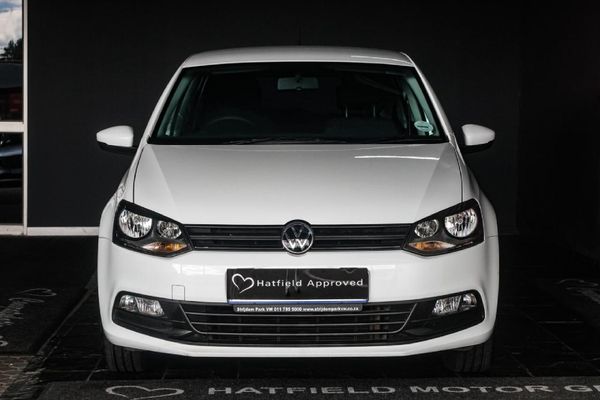 2024-Volkswagen-Polo-Vivo-16-Comfortline-Auto-5-dr image:9