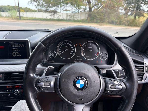 2014-BMW-X5-xDrive30d-M-Sport-Auto image:9