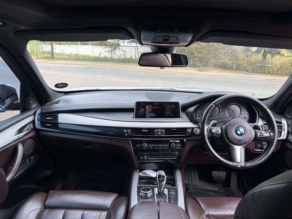 2014-BMW-X5-xDrive30d-M-Sport-Auto image:7