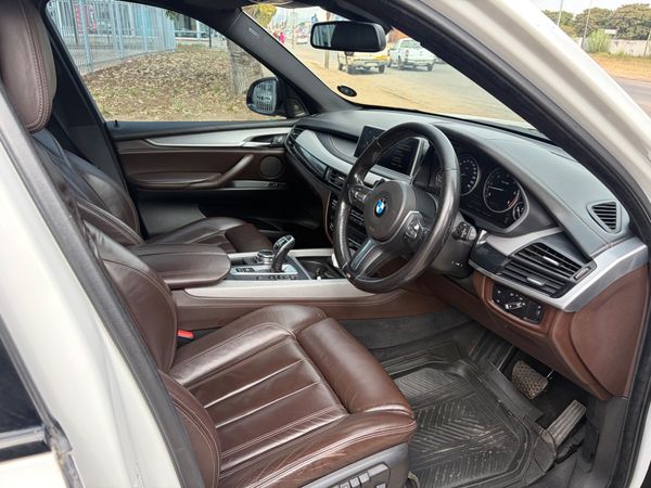 2014-BMW-X5-xDrive30d-M-Sport-Auto image:8