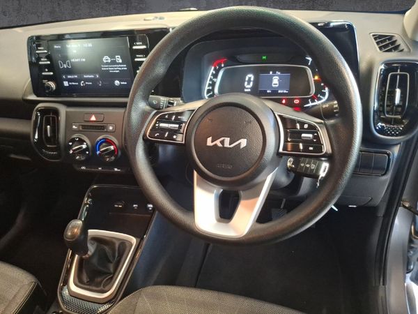 2023-Kia-Sonet-15-LX image:12