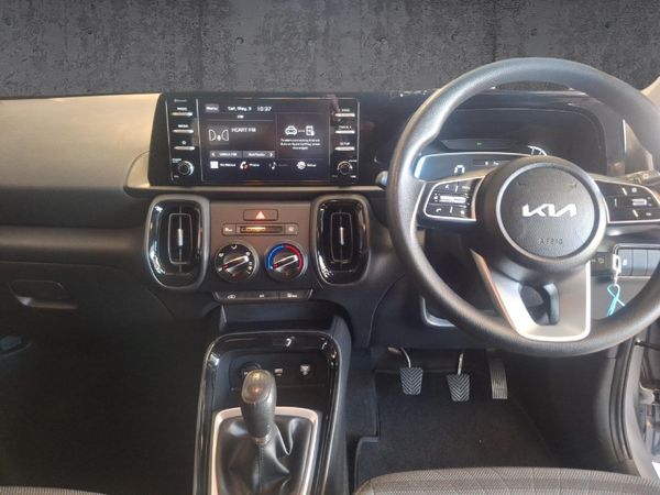 2023-Kia-Sonet-15-LX image:17