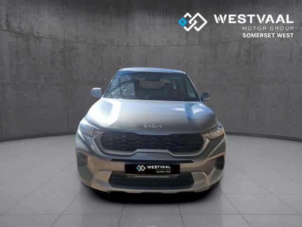 2023-Kia-Sonet-15-LX image:1
