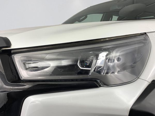 2022-Toyota-Hilux-28-GD-6-Raised-Body-Legend-RS-Auto-Double-Cab image:3