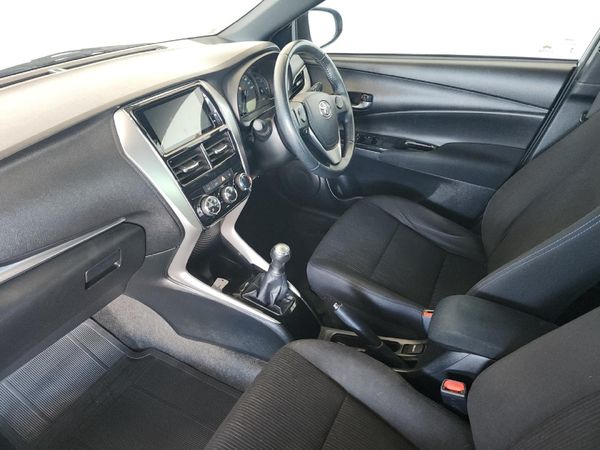 2019-Toyota-Yaris-15-XS-5-dr image:6