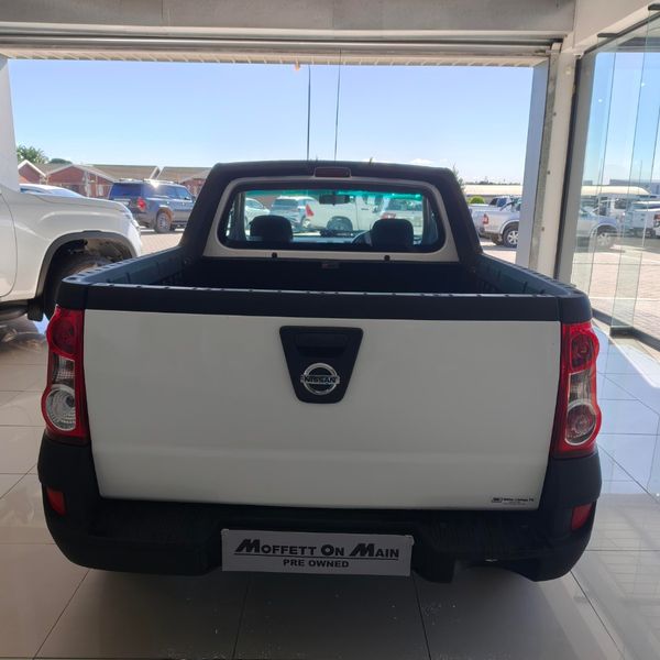 2023-Nissan-NP200-16-AC-Safety-Pack image:3