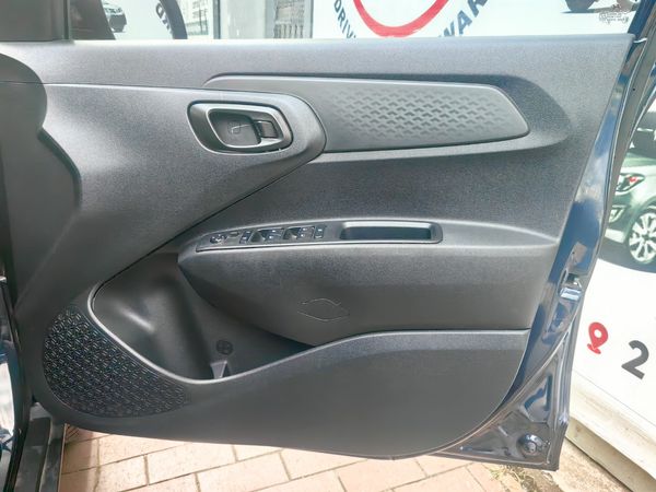 2025-Hyundai-Exter-12-Premium image:13