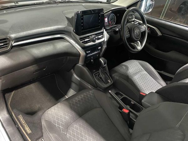 2025-Toyota-Urban-Cruiser-15-XR-Auto image:6