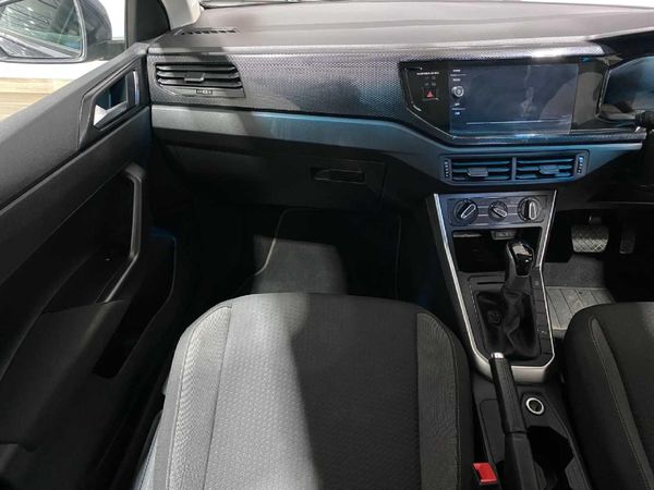 2025-Volkswagen-Polo-10-TSI-Life-Auto-DSG image:14