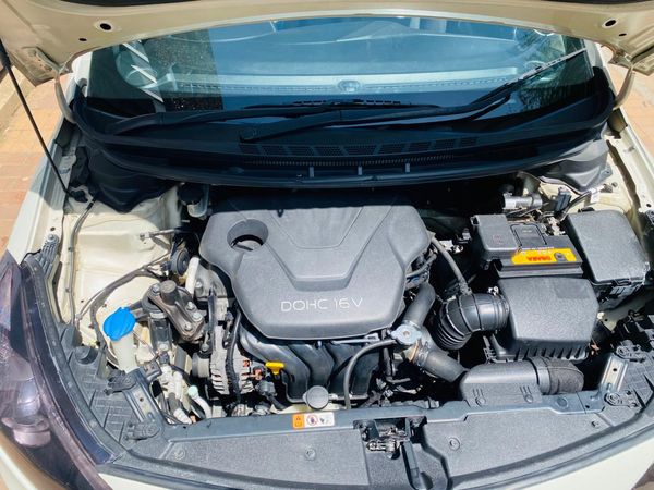2014-Kia-Cerato-16-EX-Auto image:13