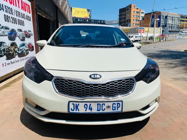 2014-Kia-Cerato-16-EX-Auto image:3