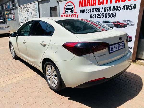 2014-Kia-Cerato-16-EX-Auto image:5