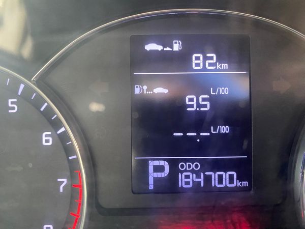 2014-Kia-Cerato-16-EX-Auto image:7
