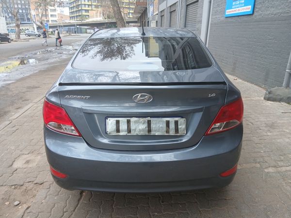 2020-Hyundai-Accent-16-GLS-Fluid image:6